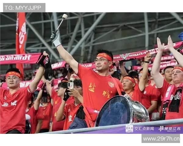 武汉篮球队的力量变革引发热议球迷热情与球队未来的交汇点